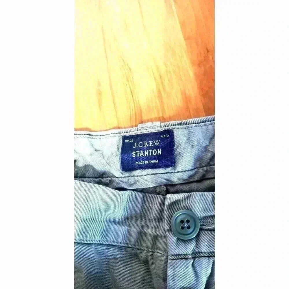 J.Crew Chinco army green shorts 100% cotton twill mens size 30W 9in inseam
